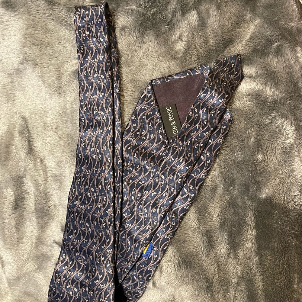 Cocktail collections. Bartender tie